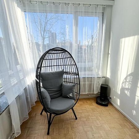 Cosy Two Bedroom Apartment In Брюксел Екстериор снимка